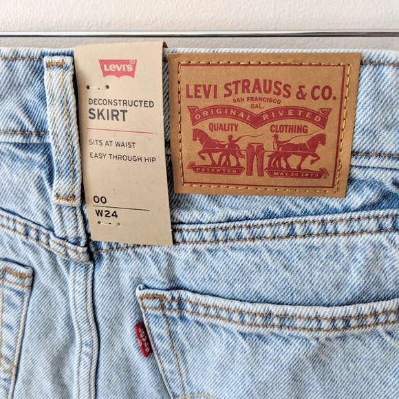 SALE!✨ Levi's Deconstructed Mini Denim Skirt light - Picture 7 of 8